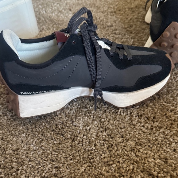 Women’s New Balance 327 Sneakers in Black and White - Picture 5 of 7